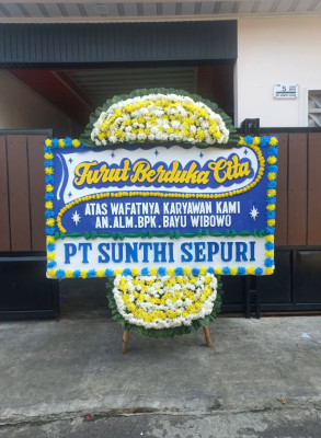 Papan Bunga Duka di Batang Cenaku